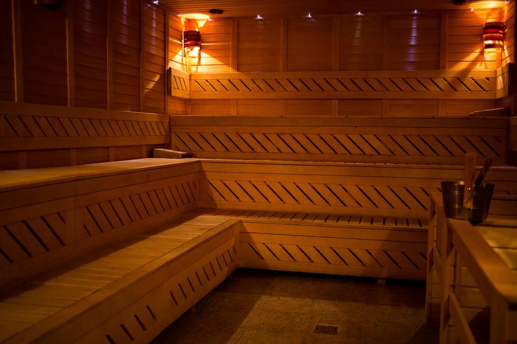 Hotel Imperial Inn Târgu-Mureş Extérieur photo