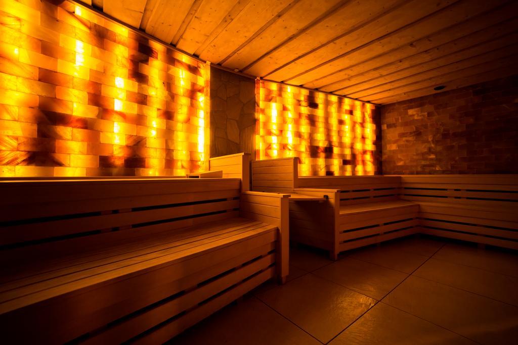 Hotel Imperial Inn Târgu-Mureş Extérieur photo